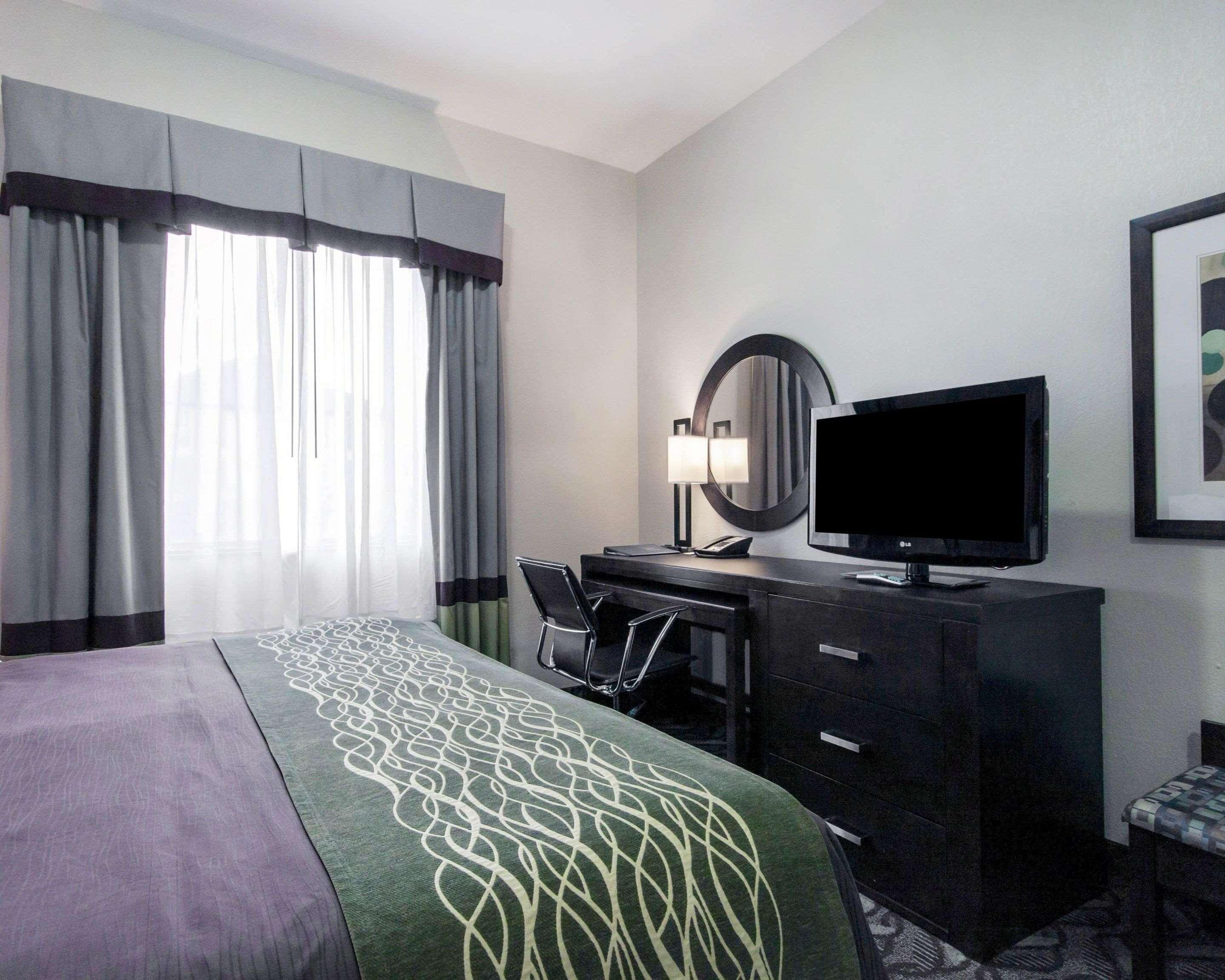 Comfort Inn & Suites I-10 Airport El Paso Esterno foto